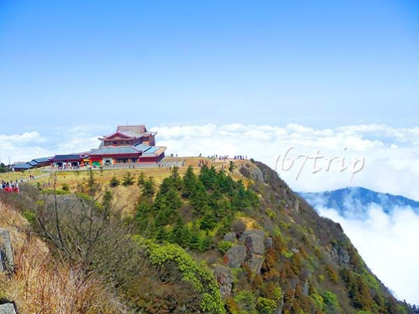 峨眉山金頂索道站